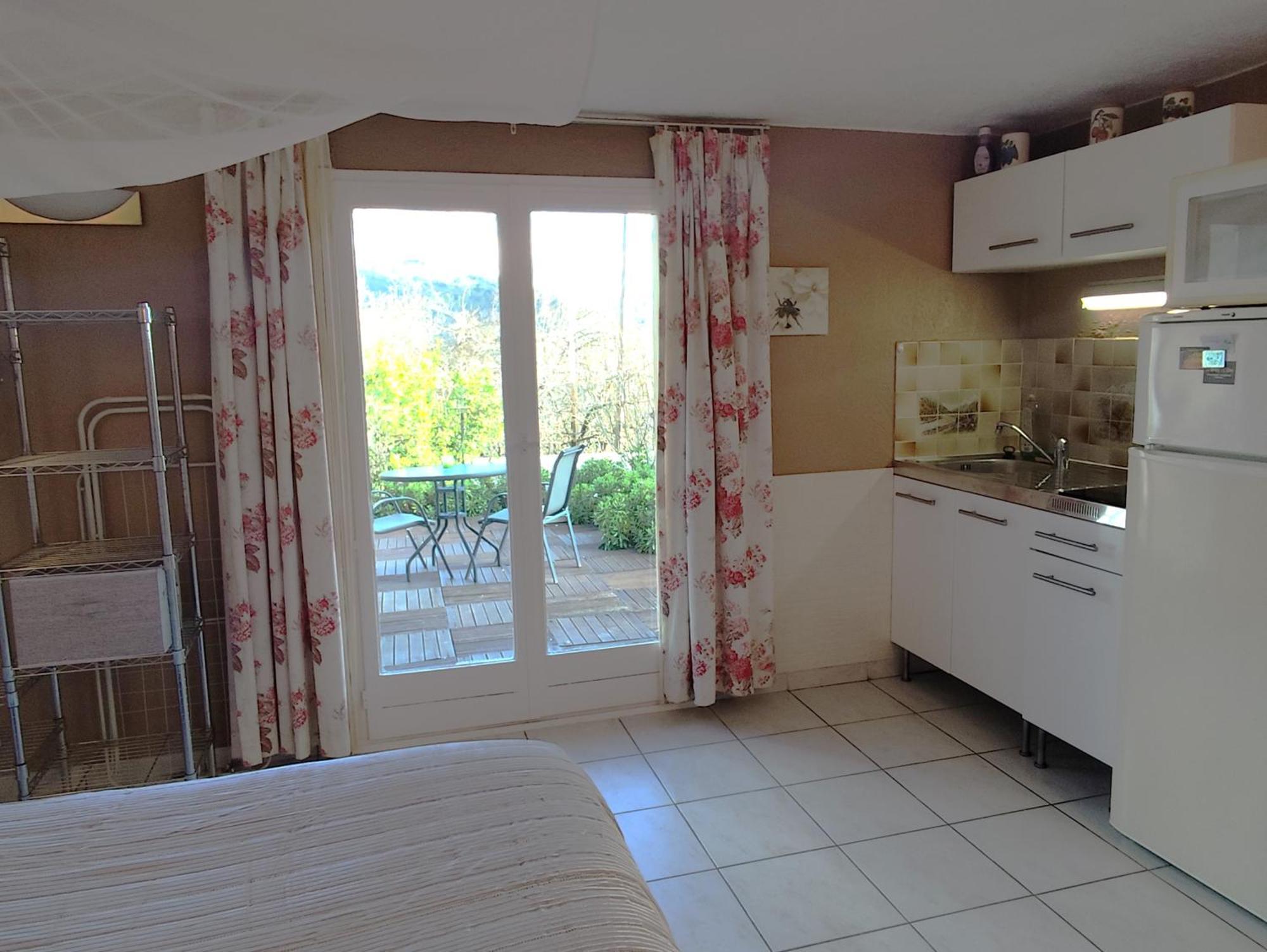 Studio Le Romantique A 20 Kms De Nice Bendejun Экстерьер фото