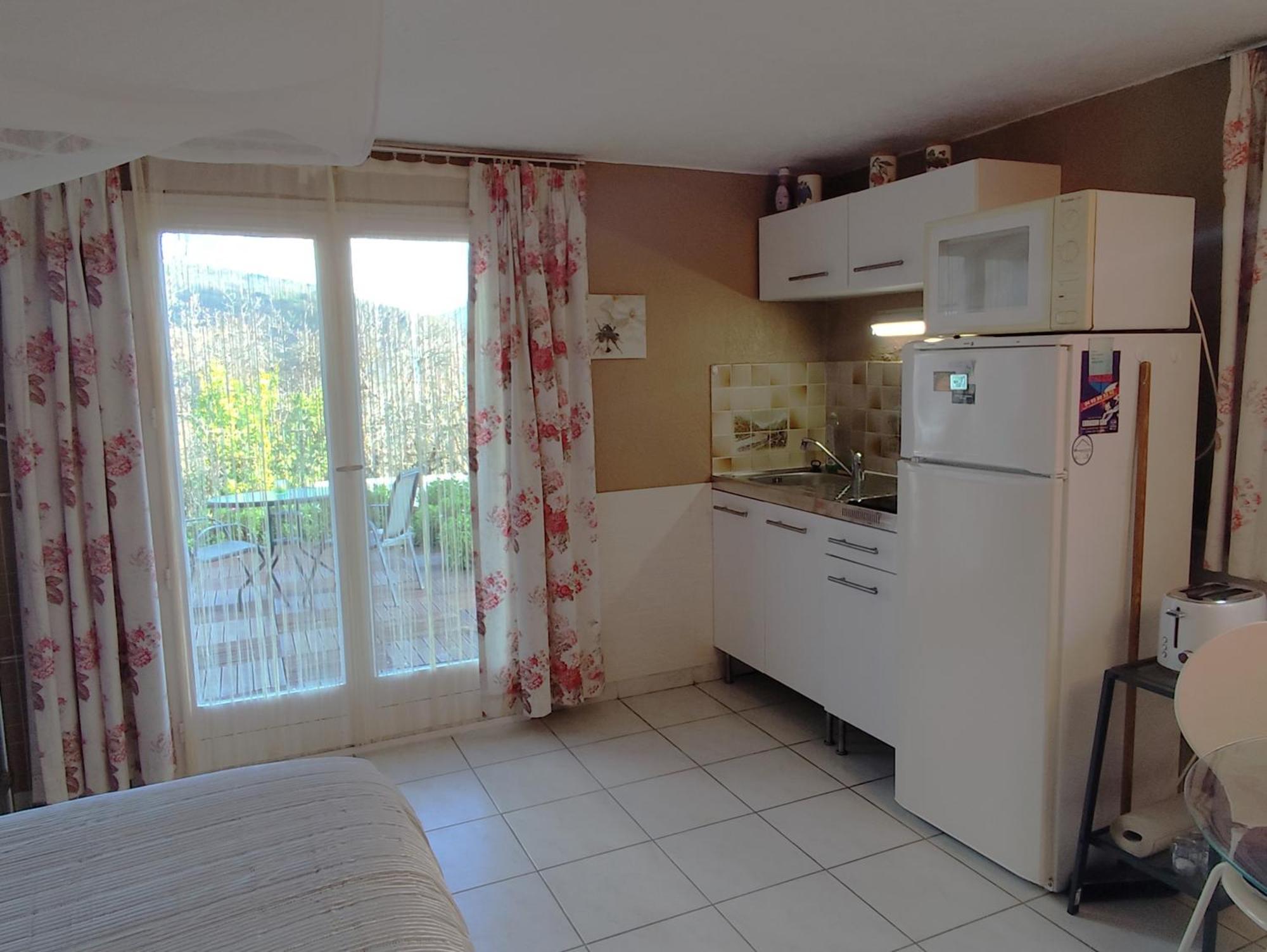Studio Le Romantique A 20 Kms De Nice Bendejun Экстерьер фото